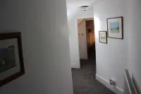 Full house with established garden, summer house, outdoor entertainment area Hotels in Grantown on Spey