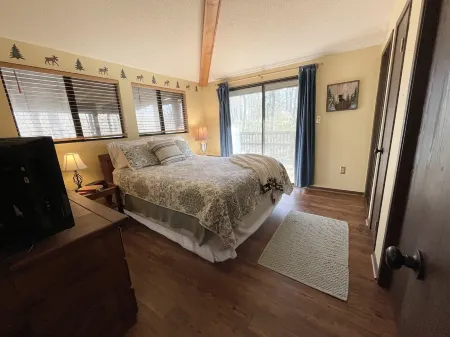 Beautiful Cottage At 'the Woods' Resort, Golf, Spa, Swimming & Resort Amenities