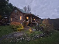 Cross Hill Getaway - Log Cabin & Glamping Retreat