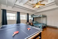 New! Big Deck, Views, Hot Tub, Fire, Game Rm, Open Living, Grill