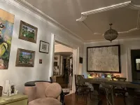 Cutchogue Farmhouse Estate with hot tub and gardens, walk to beach & vineyards