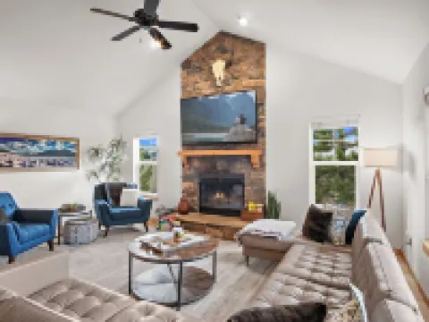 NEW - Roslyn Ridge -Minutes to-Suncadia-Lake Cle Elum-Endless 0utdoor Adventures Hotels in Ronald