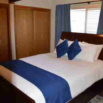 ARCATA ONE BEDROOM- stay near and downtown CalPoly Humboldt - a 13-min stroll Rooms