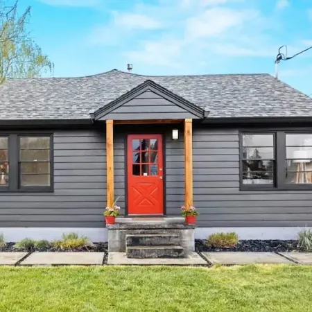 Modern 3 Bedroom Home in Beaverton