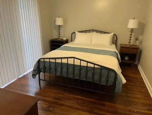 3 bedroom home quiet neighborhood close to trails