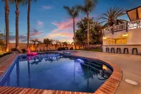 Luxury 8 Bedroom Coastal Villa with Private Pool, Spa, Salon! - Pools