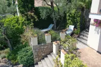 Apartment lux 1 bedroom, independent in villa, swimming pool, view Grasse and sea - فلل