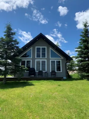 Snowmobilers Getaway - ATVers Paradise Hotels in Woodland