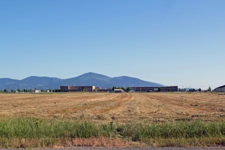 Close To Everything! Well Equipped, Centrally Located House Near Coeur D'alene. Отели рядом с достопримечательностью «Dr. Cher Jacobsen, MD»