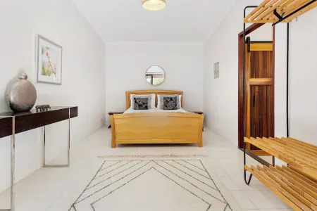 The Studio @ Latitude 34: Beachside Bliss - Surf, Hike, Relax