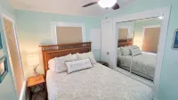 Emerald Seas - Florida Keys Ocean Front Paradise! Hotels near Capt. Pete's Coconut Garden