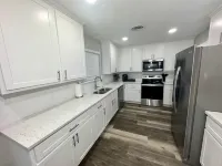Close to Ft. Sill; Cozy 3 bedroom in quiet neighborhood; lots of amenities