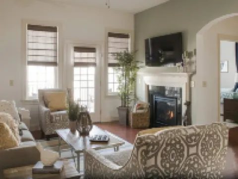 Luxury Condo Located In One Of The “Coolest Small Towns In America” Hotels in Lititz