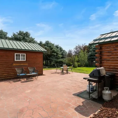 The Trout House- An Authentic Montana Cabin, Perfect for Yellowstone Adventures!