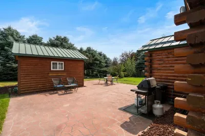 The Trout House- An Authentic Montana Cabin, Perfect for Yellowstone Adventures!
