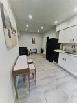 Outlaw Inn Unit 3. MODERN, newly remodeled unit, STEPS from Main Street!