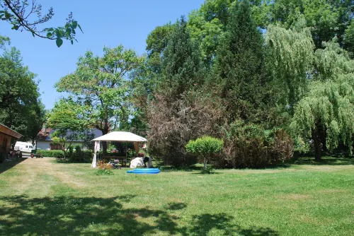Gîtes between Périgord and Quercy Hotels in Lamothe-Fenelon