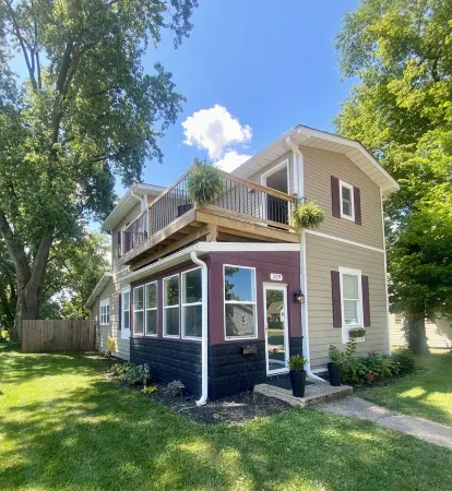 Charming 3-bedroom house with WiFi, AC in serene Noblesville