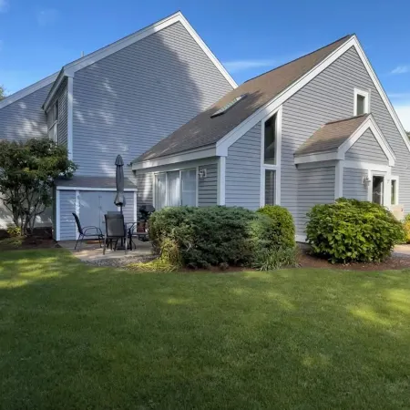 Sunlit townhome at Ocean Edge Resort in Brewster- central A/C, pool privilege's