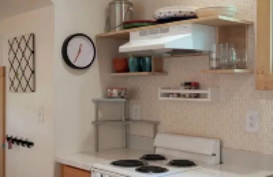 Adorable newly built 1-bedroom guesthouse with Sauna