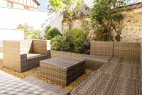 Les Maisons de L'abreuvoir Côté Village Marly-le-roi Hotel a Marly-le-Roi