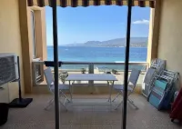 Studio face à la mer Hotel a 