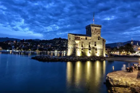 CRÊUZA DE MÄ - nice apartment with convenient parking space by the sea