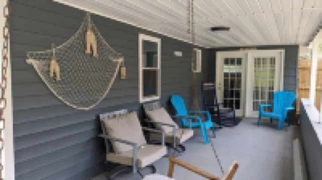 Trail Riders Retreat! Hatfield McCoy Trails. Private Pool. Loads of Parking!