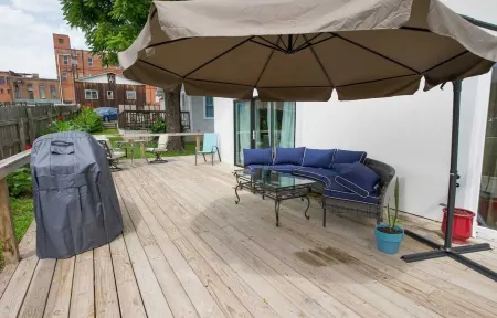 Downtown Luxurious Gem