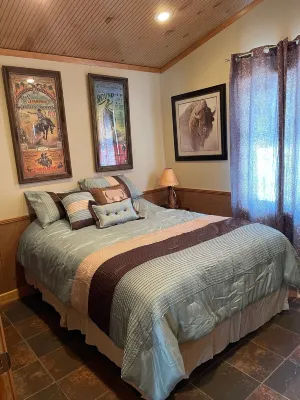 Kara Creek Ranch - 2 bed cabin Hotel dekat Devils Tower National Monument