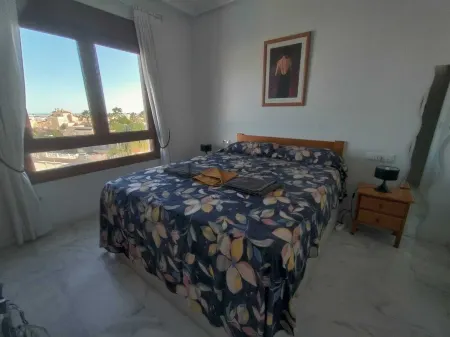 Appartement Dernier Étage Avec Ascenseur, Balcon 8m Carré