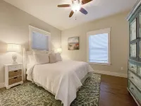 Pelican Point at Sailhouse with Pool and Pier