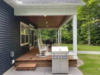 New Home. Completed in August of 2023. This home spared no expense! Hotels in Springdale Township