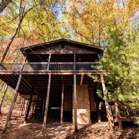 Mountain Cabin Near Hikes/Fishing; Hot Tub, Dog-Friendly, Toccoa River