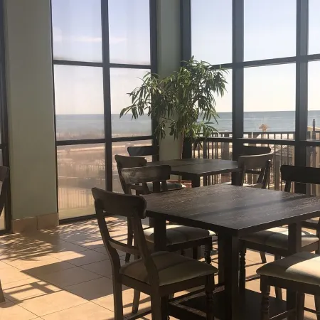 LAVISH OCEAN OASIS! DIRECTLY on the GULF, POWDERED SAND - ABUNDANT AMENITIES!