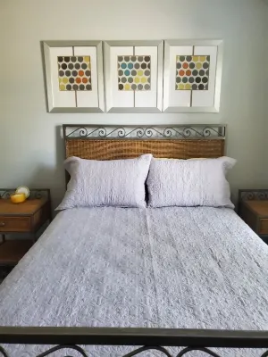 Awesome 2 bedroom/2 bathroom townhome less than a mile from the golf course!!