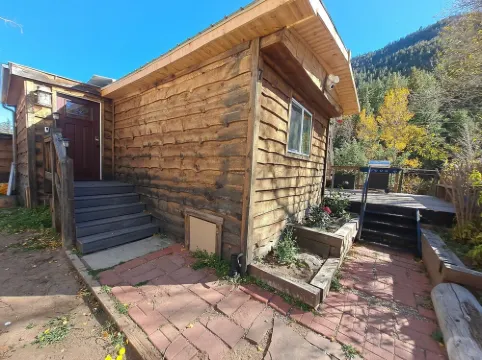 Friends Mountains cabin/Near I-70/River View/RAFTING/ATV ROUTES.