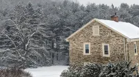 250yo Stone House - Stargazing, Fireflies, Streams, and room to Run!