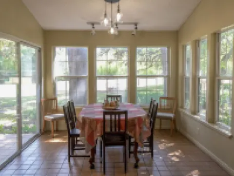 PeachTree Cottage near Lost Maples 班德拉縣酒店