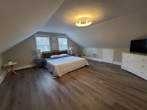 Cozy Home Just Steps to the Beach!