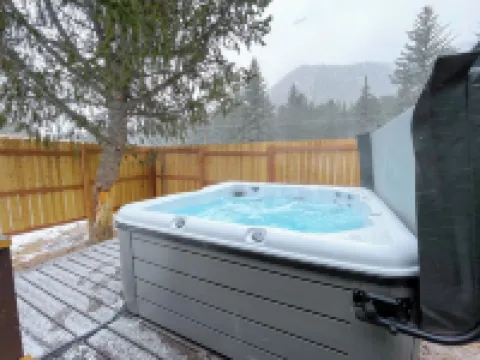 Perfect Cabin to Enjoy a Riverfront Vacation #6176