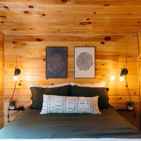 Cozy Dumplin' RRG - Warm & Modern Stay in RRG/Auxier