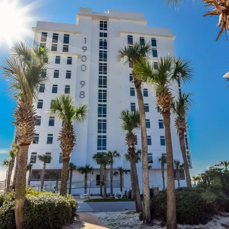 Vacation in Paradise! ~ Panoramic Gulf Views! Seasonal Beach Service Included!