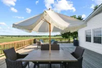 Mountain View Cottage @ 66-acre Horse Farm