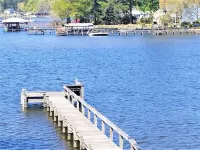 Lake Marion's Big Red House. W/ Dock and Kayaks. Pet Friendly please read policy