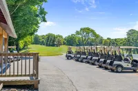 Summer Special! Indian Lake Chalet w/ Dock & Golf – Relax & Unwind