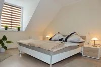 Vacation Apartment Historic Soutyhof 1 Arrive and Feel at Home Saarpolygon附近的飯店