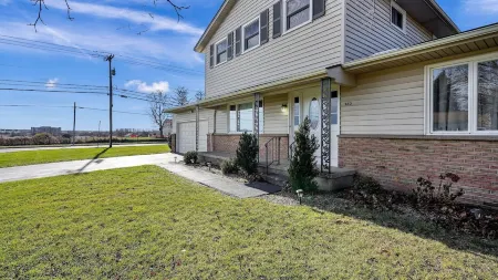 Family and Dog friendly home in Brighton Отели в г. Брайтон