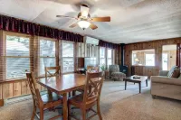 Charming 2-bedroom Hayward Cabin on Lac Courte Oreilles