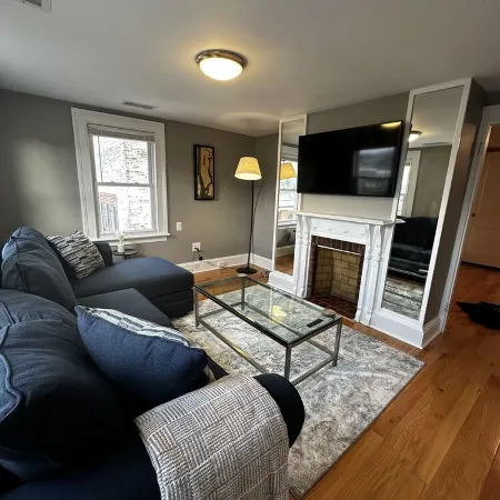 Cozy Stay Near Capitol Theatre/Downtown — Very Walkable!